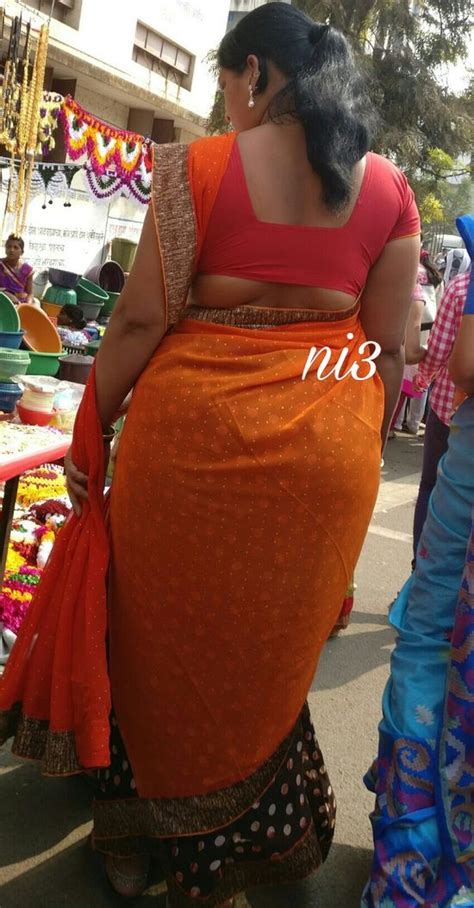 34 Indian aunties pics with big desi asses!